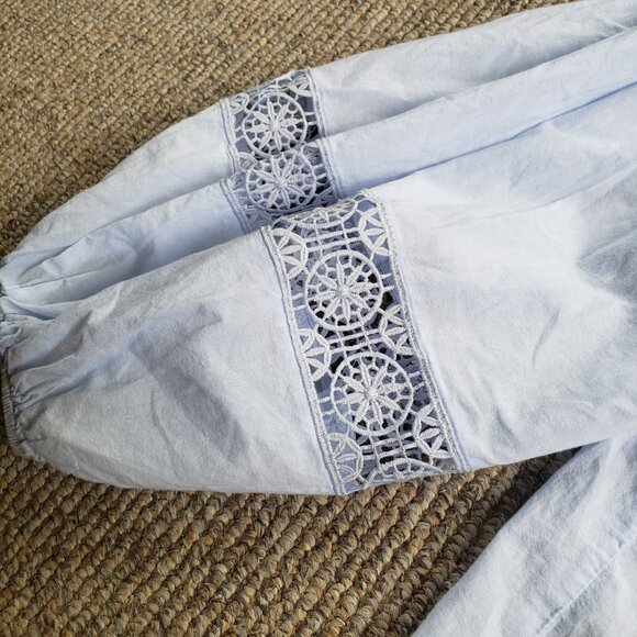 En Saison Peasant Blouse With Eyelet Detail Women's Medium Blue - Picture 4 of 9